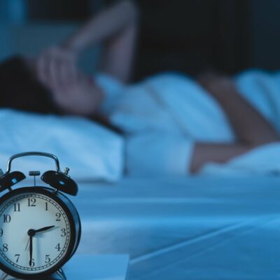 Home remedies and lifestyle changes for insomnia